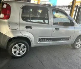 2011/12 Fiat Uno Vivace 1.0 Prata - side1